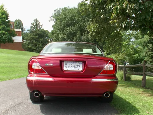 2004 Jaguar XJR