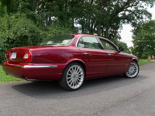 2004 Jaguar XJR