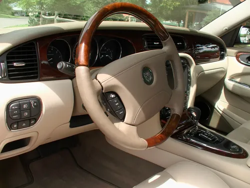 2004 Jaguar XJR