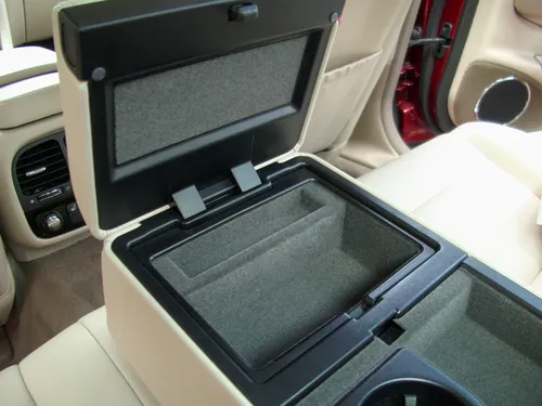 2004 Jaguar XJR